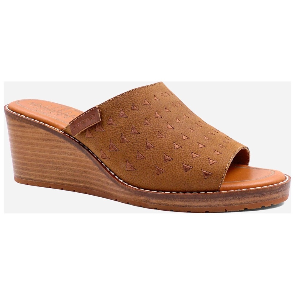 NEW Pendleton Peconic Wedge Sandals Brown Size 6
